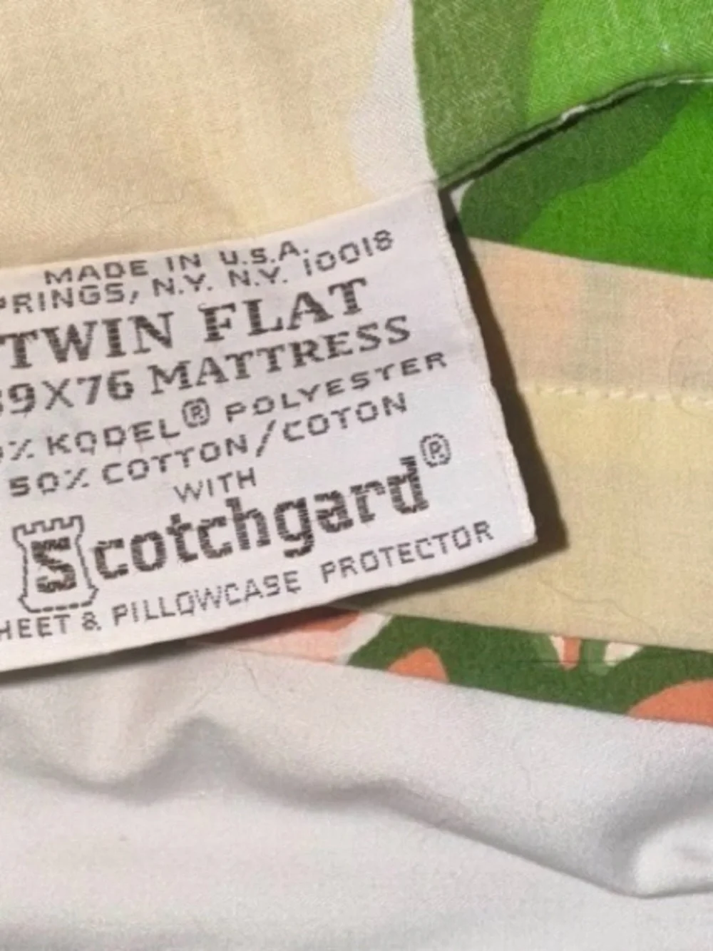 Vintage 1970s Bill Blass for Springmaid Twin Flat Sheet – Retro Florals